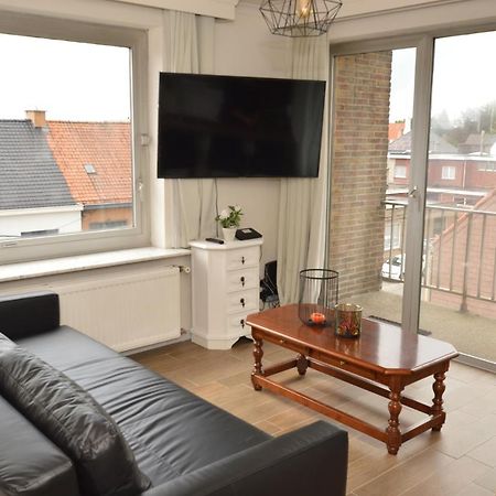 Modern And Private Studio With All Comfort! Apartamento Roeselare Exterior foto
