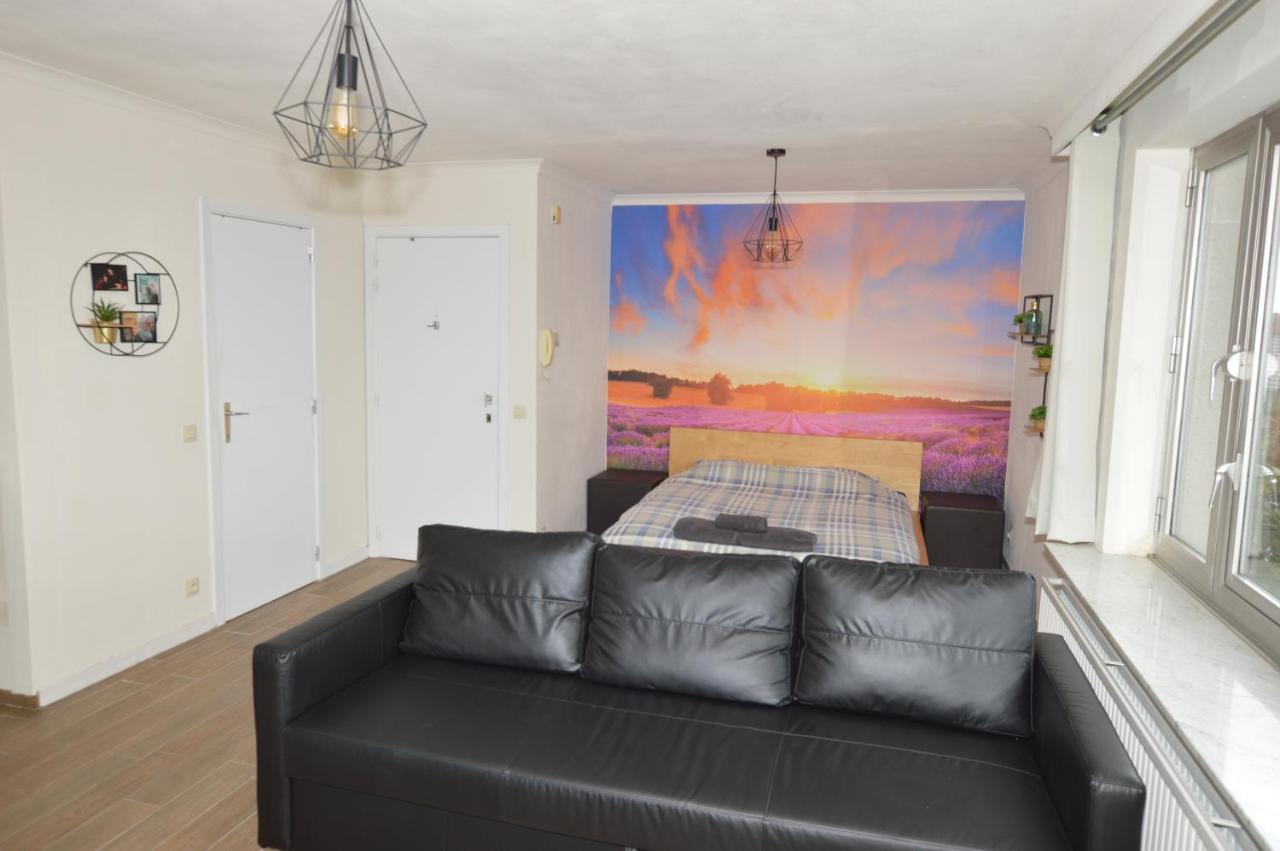 Modern And Private Studio With All Comfort! Apartamento Roeselare Exterior foto